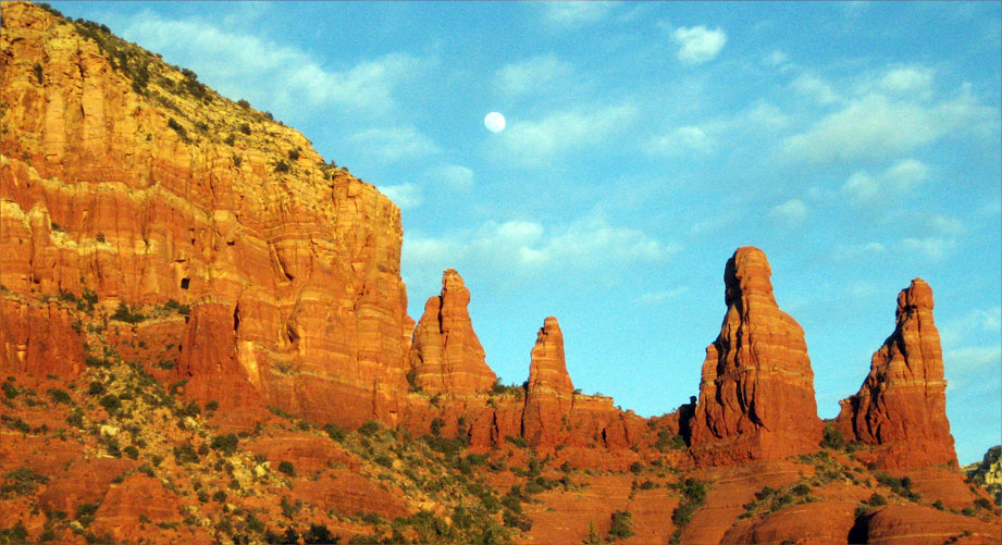 Sedona USA Moon